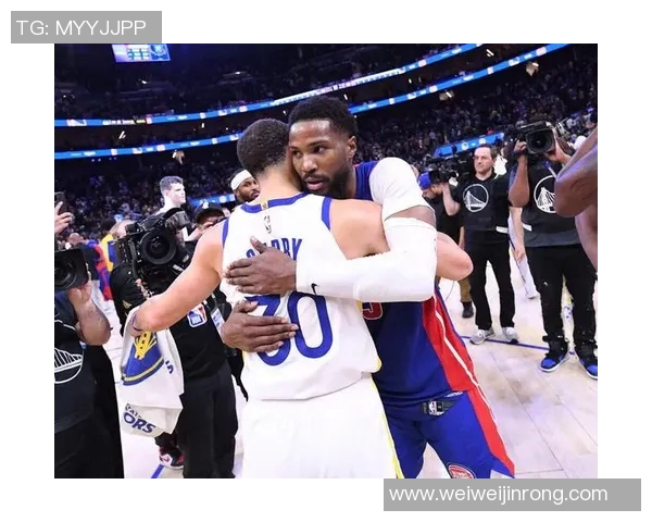 尼克斯与活塞季前赛精彩对决展现新赛季球队实力与战术风格 尼克斯与活塞季前赛精彩对决展现新赛季球队实力与战术风格