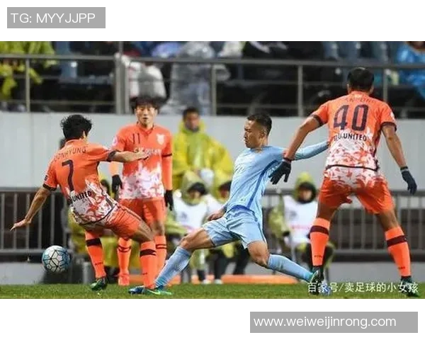 海伦芬与埃门激战正酣比分揭晓精彩瞬间回顾