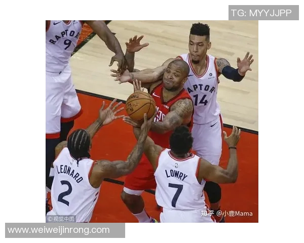 火箭队对阵黄蜂队精彩赛事微直播全程回顾与分析 火箭队对阵黄蜂队精彩赛事微直播全程回顾与分析