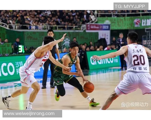 辽宁队与南京队激战正酣谁能在这场较量中笑到最后