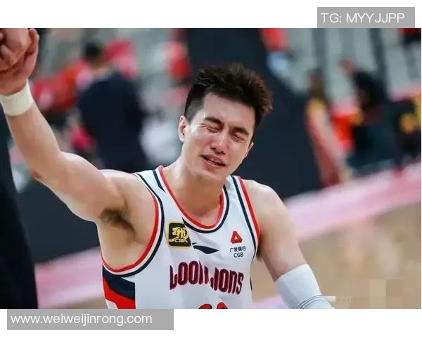 郭艾伦领衔中国男篮新征程展现拼搏精神与团队合作的魅力 郭艾伦领衔中国男篮新征程展现拼搏精神与团队合作的魅力