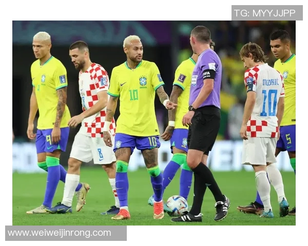 卡塔尔与日本上半场精彩对决分析与战术解读